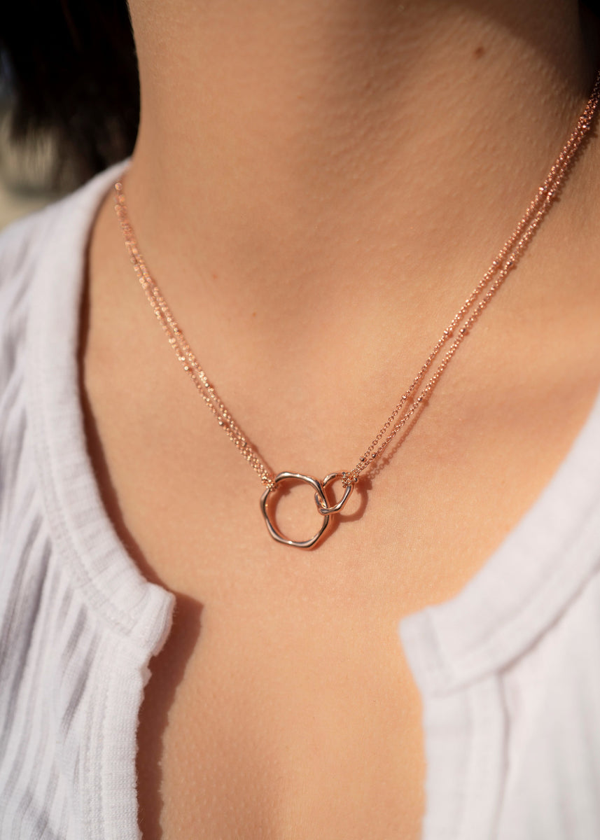Gold Interlocking Circles Necklace Double Circles Gold Charm