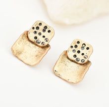 Load image into Gallery viewer, Zachara Earrings